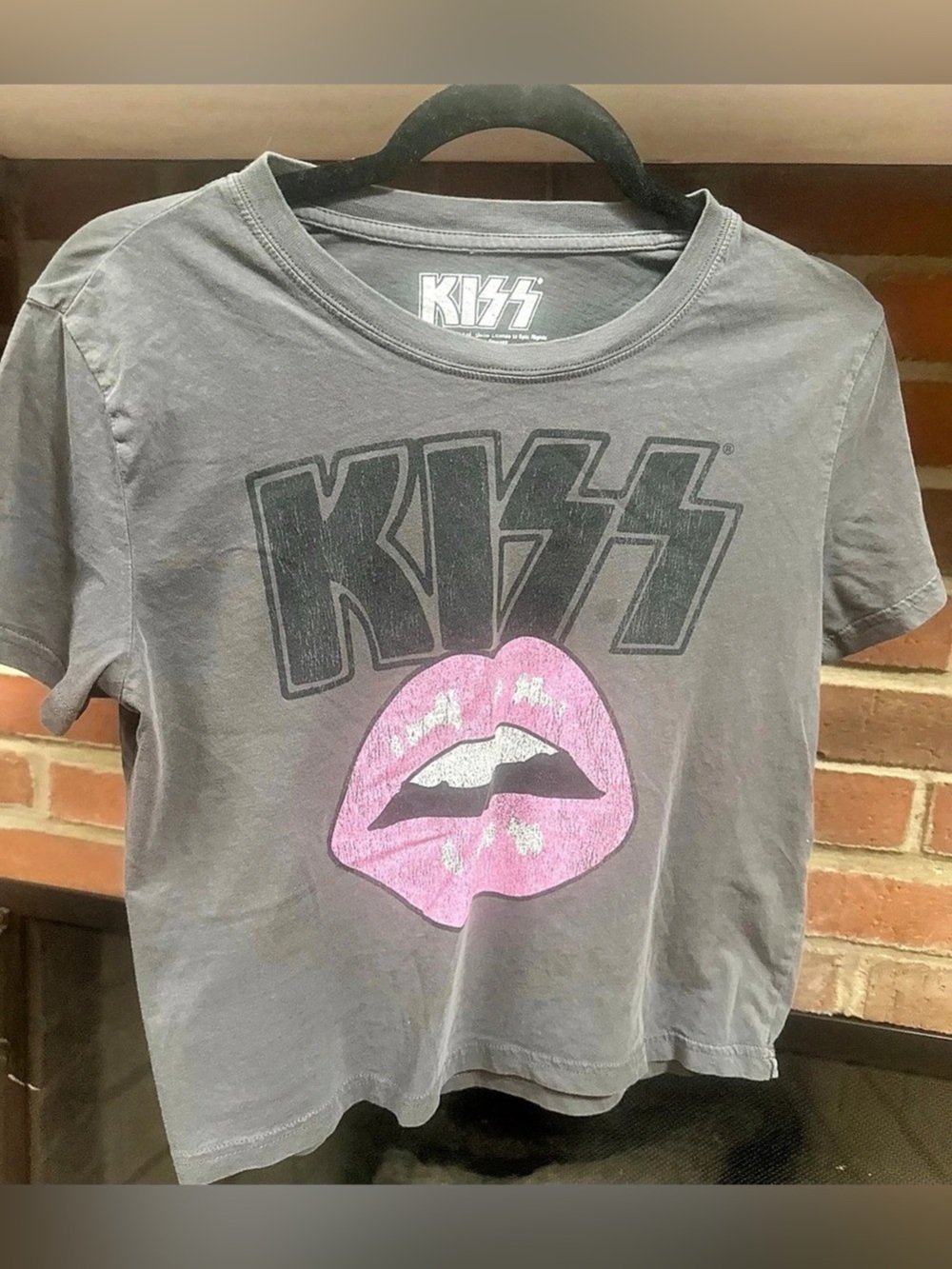 KISS Graphic Tee in Gray & Pink